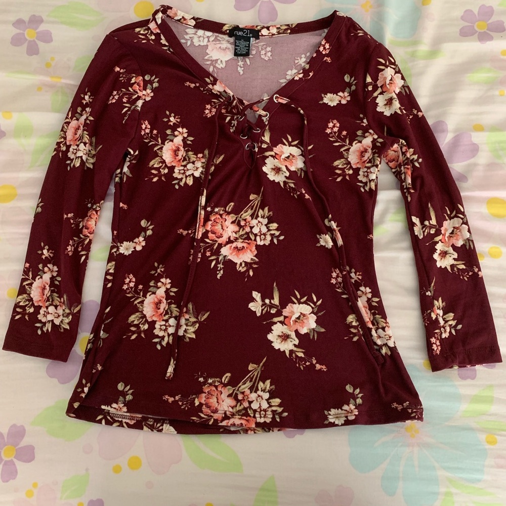 Rue21 Women's Burgundy Floral Lace-Up V-Neck Top